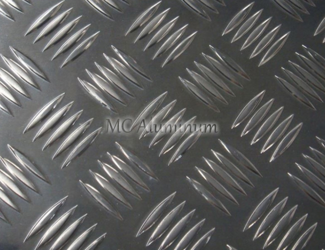 5052 patterned aluminum plate has good anti-skid effect