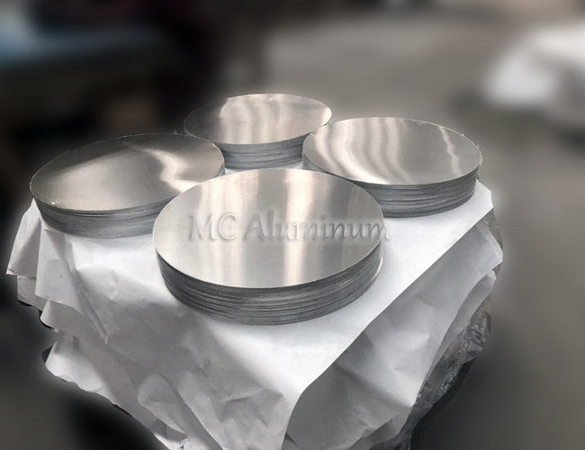 1050 3003 5050 aluminum sheet circle are suitable for lighting tools